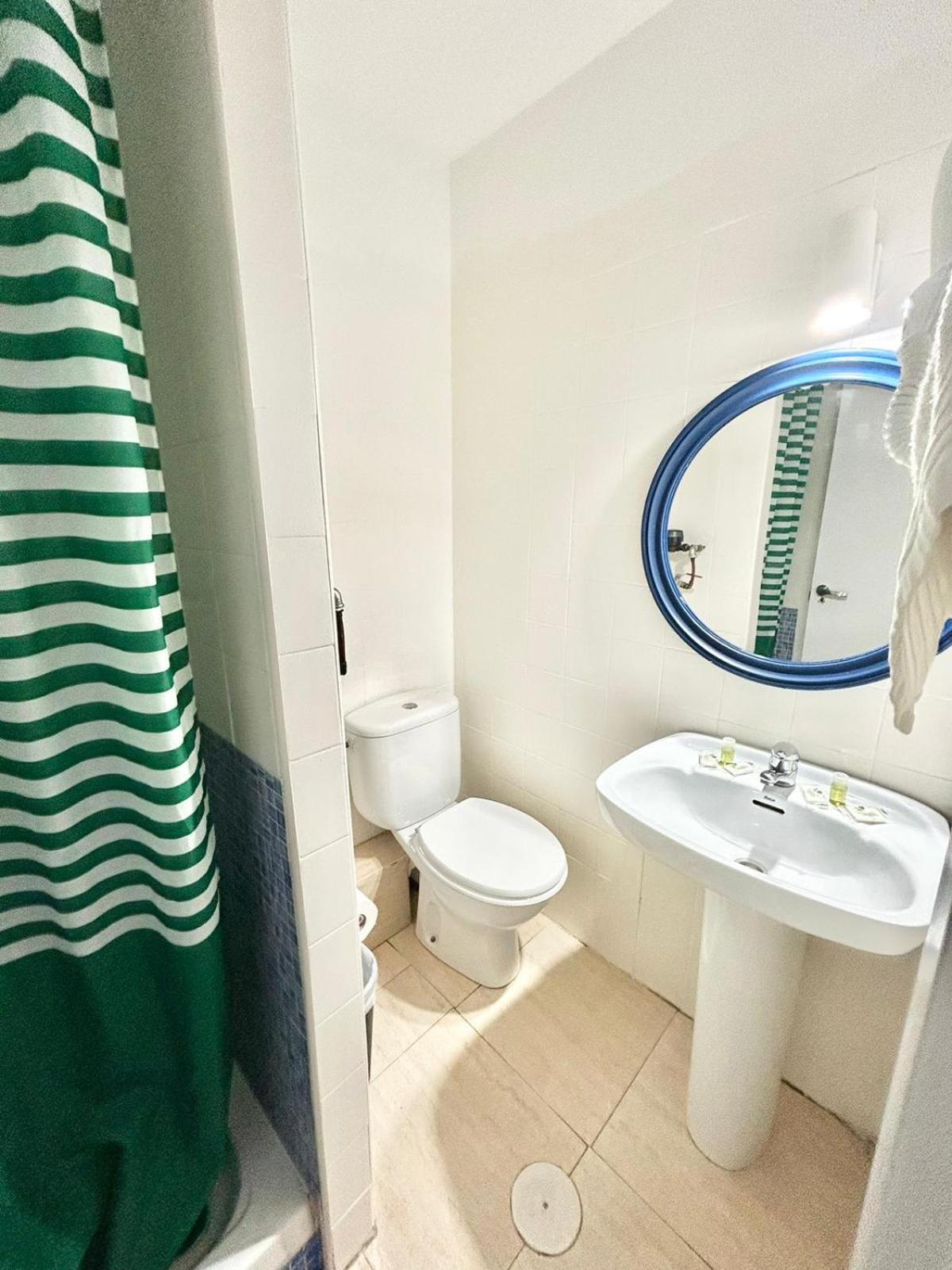 Madrid Rio Antonio Lopez B Appartement Buitenkant foto